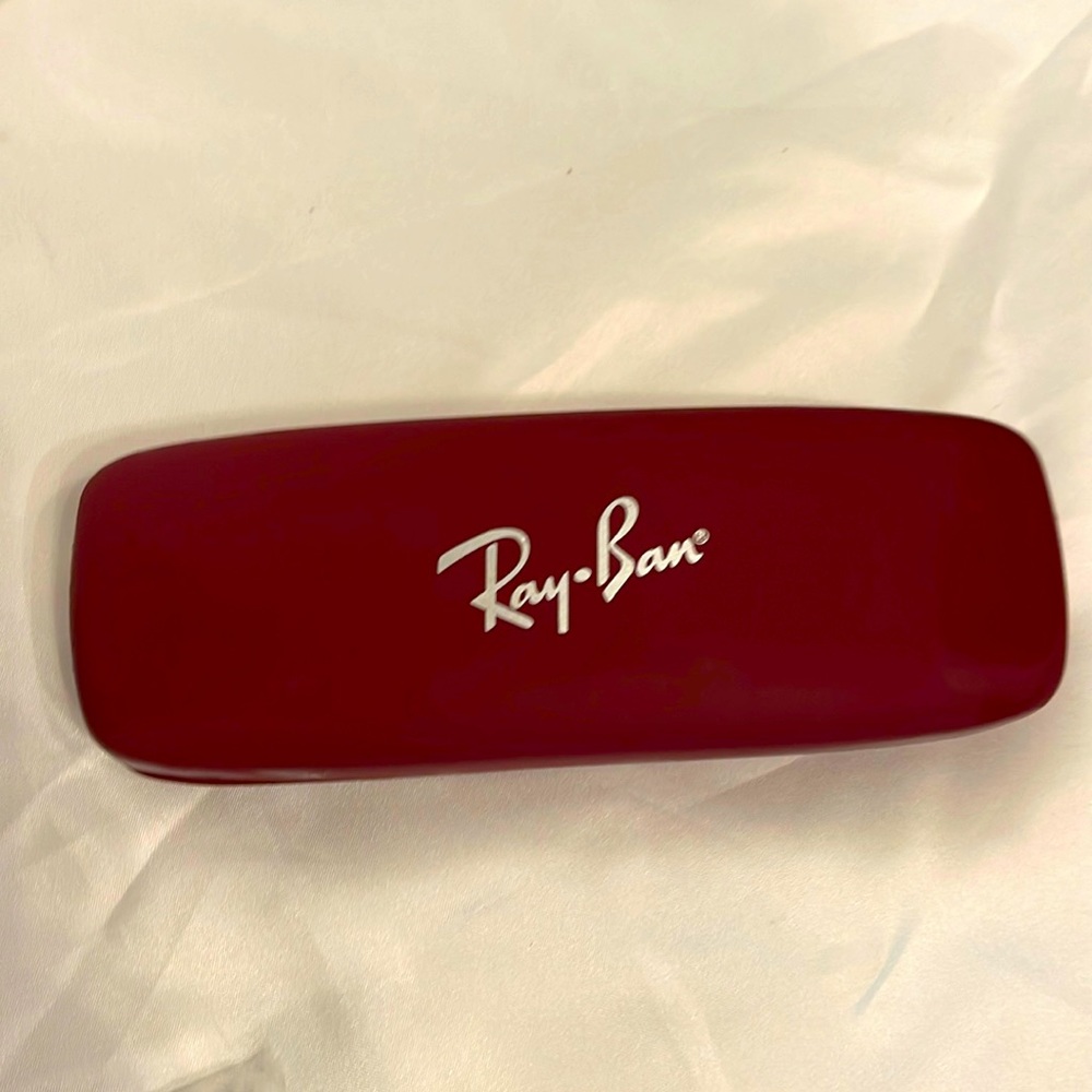 Rayban glasses case - Picture 4 of 8